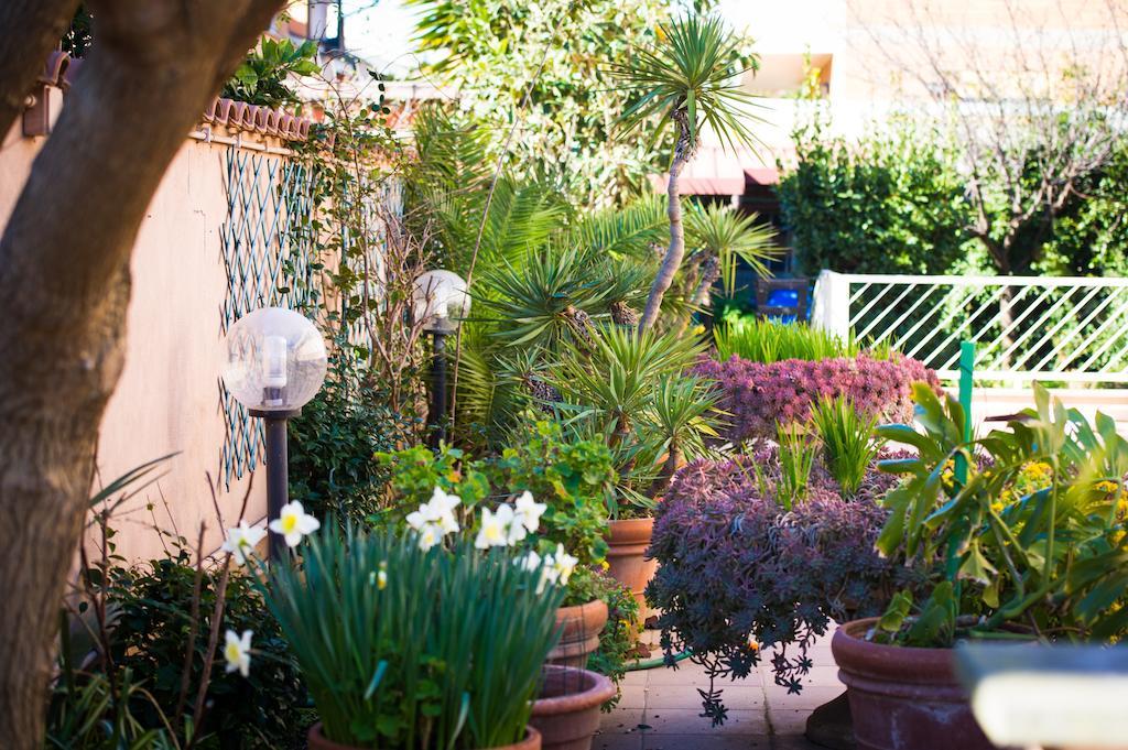 Bed&Breakfast Letterario Fiumicino Exterior foto